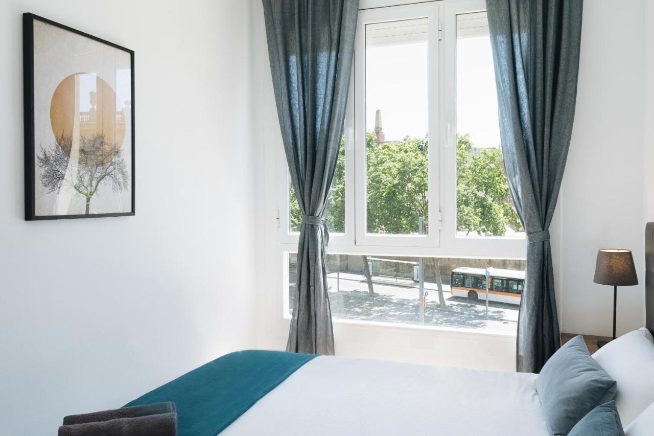 Sunny And Modern Apartment Ideal For Groups Barcelona Kültér fotó