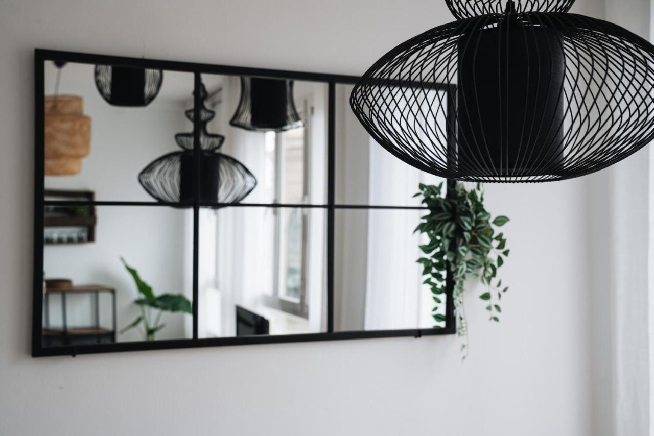 Sunny And Modern Apartment Ideal For Groups Barcelona Kültér fotó
